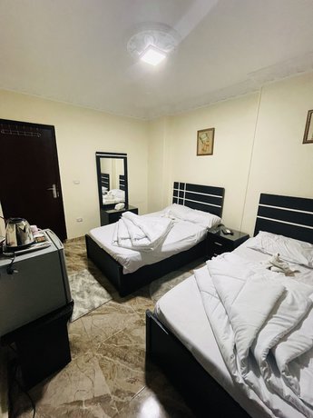 Imagen de la habitación del Hotel Makadi Pyramids View. Foto 14