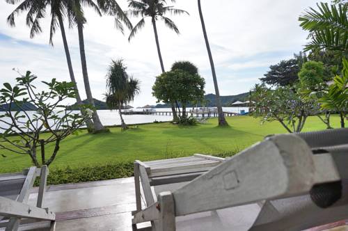 Imagen de la habitación del Hotel Makathanee Resort. Foto 3