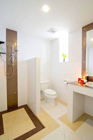 Imagen de la habitación del Hotel Makathanee Resort. Foto 6