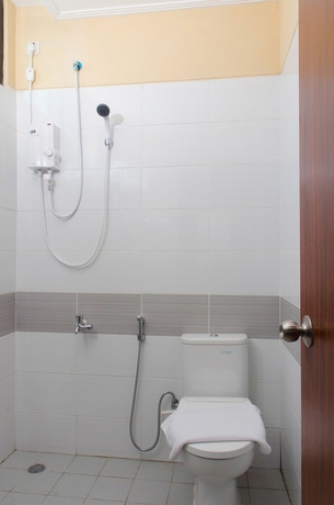 Imagen de la habitación del Hotel Makati Cibitung. Foto 8