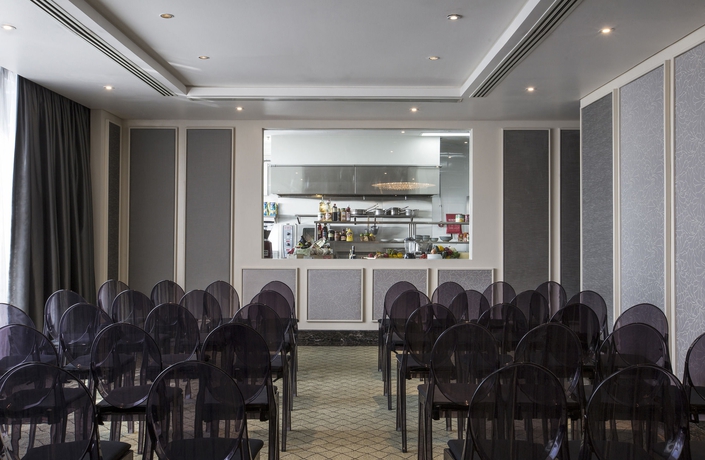 Imagen de los interiores del Hotel Makati Diamond Residences. Foto 8