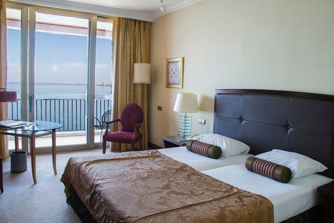 Imagen de la habitación del Hotel Makedonia Palace. Foto 15