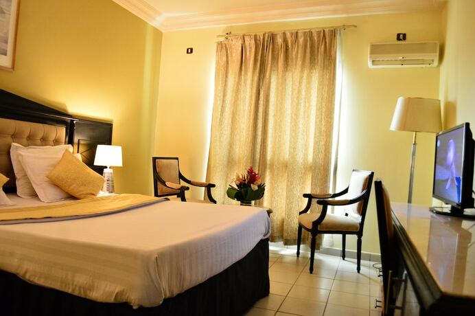 Imagen de la habitación del Hotel Makepe Palace. Foto 18