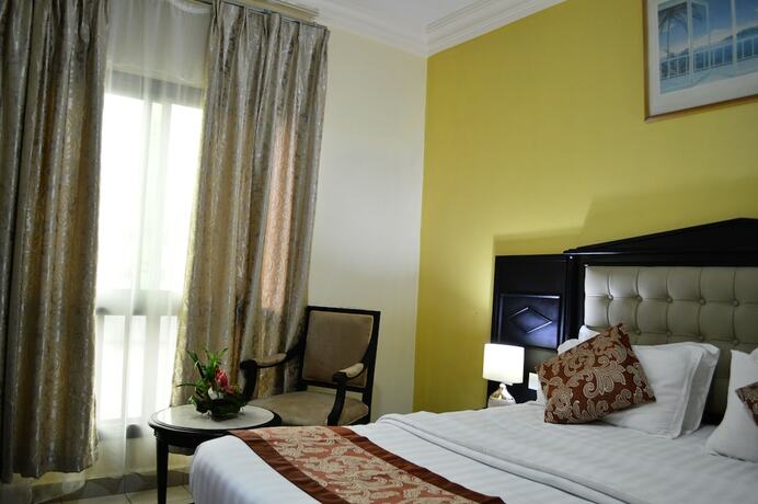 Imagen de la habitación del Hotel Makepe Palace. Foto 20