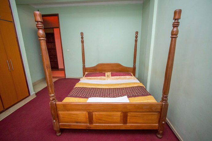 Imagen de la habitación del Hotel Makerere Serene. Foto 7