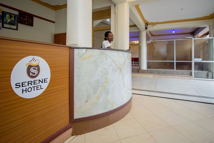 Imagen de los interiores del Hotel Makerere Serene. Foto 19