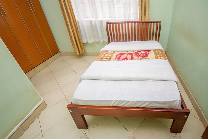 Imagen de la habitación del Hotel Makerere Serene. Foto 13