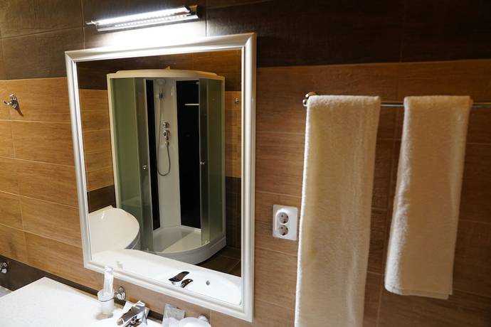 Imagen de la habitación del Hotel Makhall. Foto 6