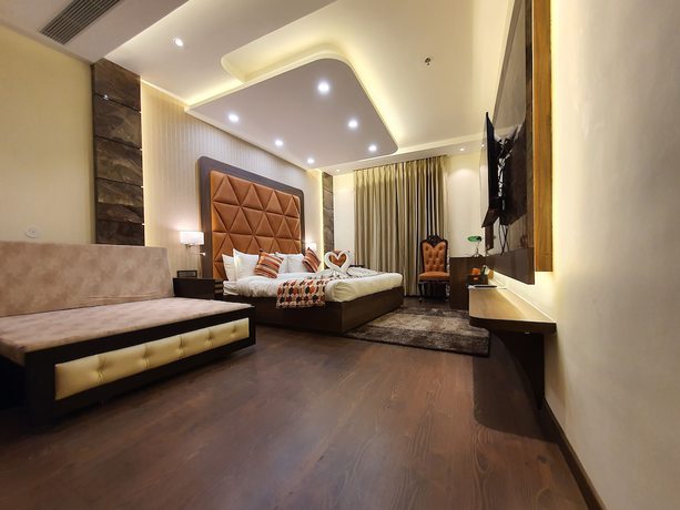 Imagen de la habitación del Hotel Makhan Residency. Foto 5