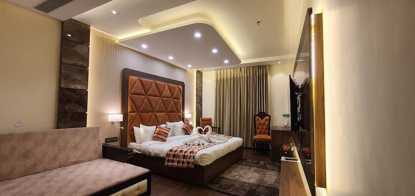 Imagen de la habitación del Hotel Makhan Residency. Foto 9