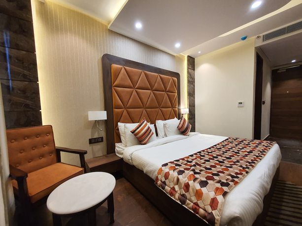 Imagen de la habitación del Hotel Makhan Residency. Foto 12