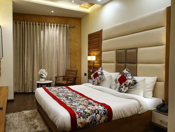 Imagen de la habitación del Hotel Makhan Residency. Foto 15