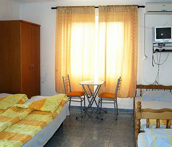 Imagen de los exteriores del Hotel Maki Apartments. Foto 12