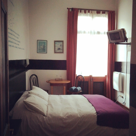 Imagen de la habitación del Hotel Maki Hostels and Suites Valparaiso. Foto 16