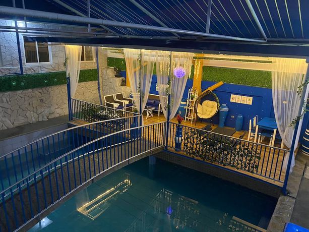 Imagen de la piscina del Hotel Makiling Onsen. Foto 20