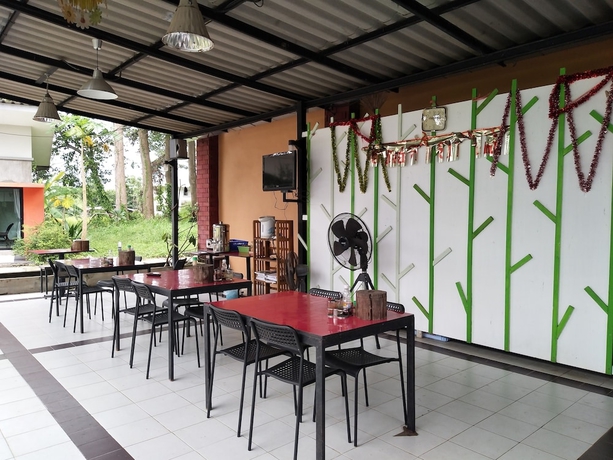 Imagen del bar/restaurante del Hotel Makmai Resort. Foto 4