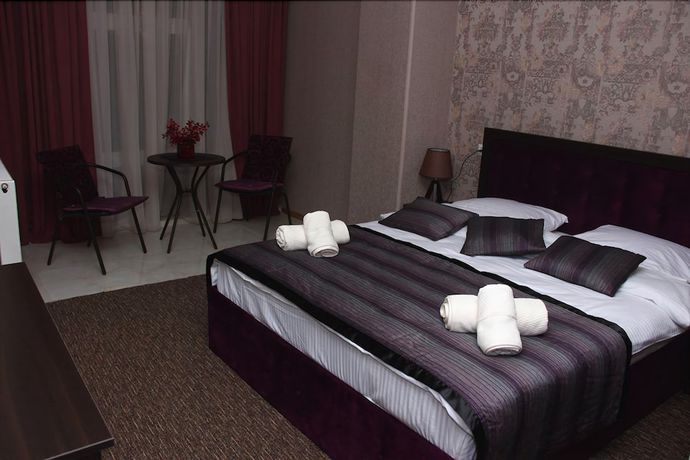 Imagen de la habitación del Hotel Makona. Foto 14