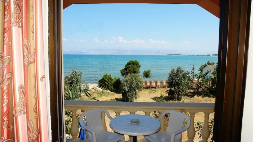 Imagen general del Hotel Makris Apartments. Foto 1