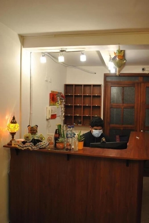 Imagen de los interiores del Hotel Makroz Colonial. Foto 15