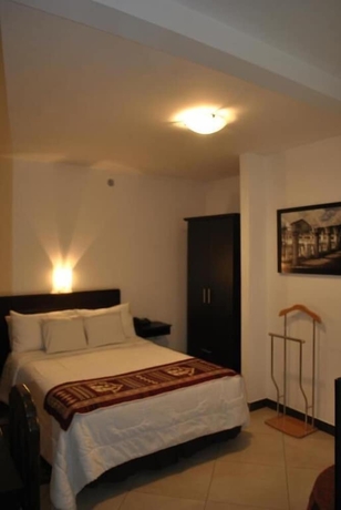 Imagen de la habitación del Hotel Makroz Colonial. Foto 12