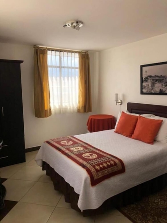 Imagen de la habitación del Hotel Makroz Colonial. Foto 13