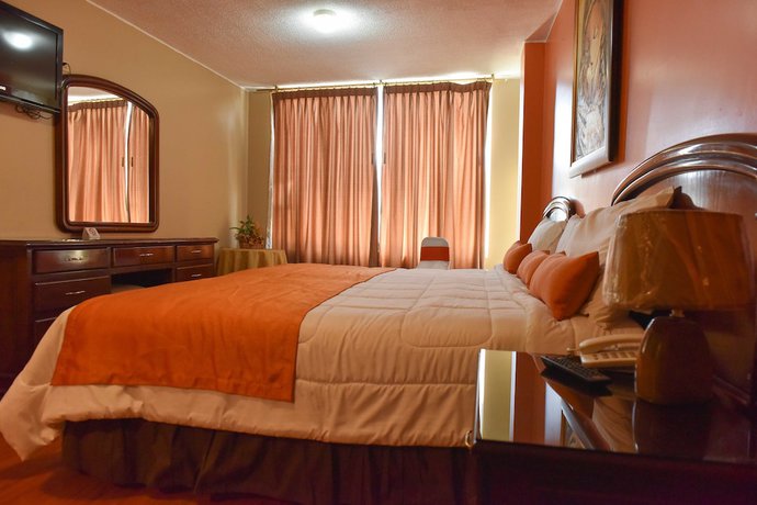 Imagen de la habitación del Hotel Makroz. Foto 4