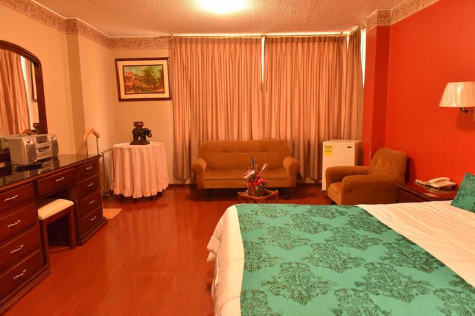 Imagen de la habitación del Hotel Makroz. Foto 8