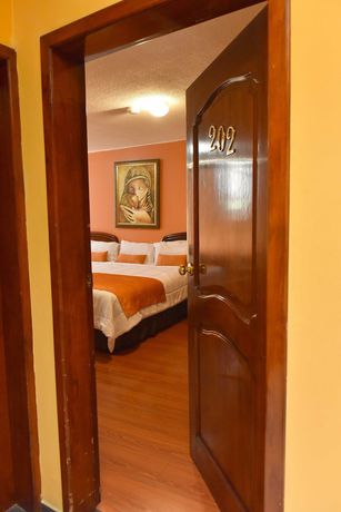 Imagen de la habitación del Hotel Makroz. Foto 15