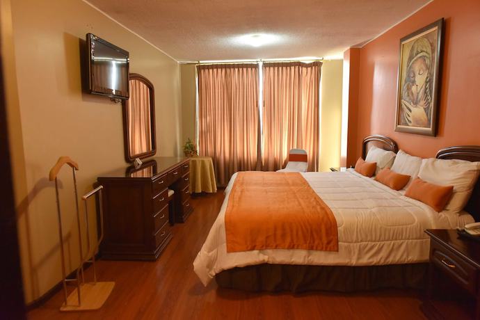 Imagen de la habitación del Hotel Makroz. Foto 16