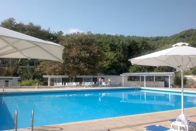 Imagen general del Hotel Makryammos Bungalows. Foto 14