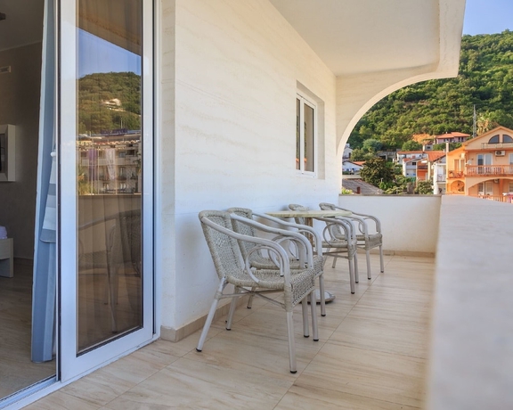 Imagen de la habitación del Hotel Maksim, Herceg Novi. Foto 6