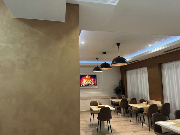 Imagen del bar/restaurante del Hotel Maksim, Herceg Novi. Foto 4