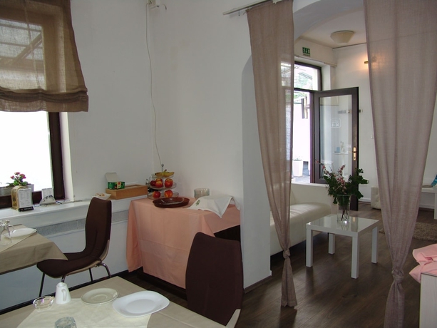 Imagen de los interiores del Hotel Maksimir. Foto 14