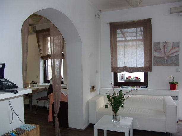 Imagen de los interiores del Hotel Maksimir. Foto 16