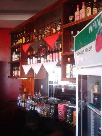 Imagen del bar/restaurante del Hotel Makutano. Foto 5
