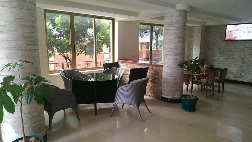 Imagen de los interiores del Hotel Makutano. Foto 19