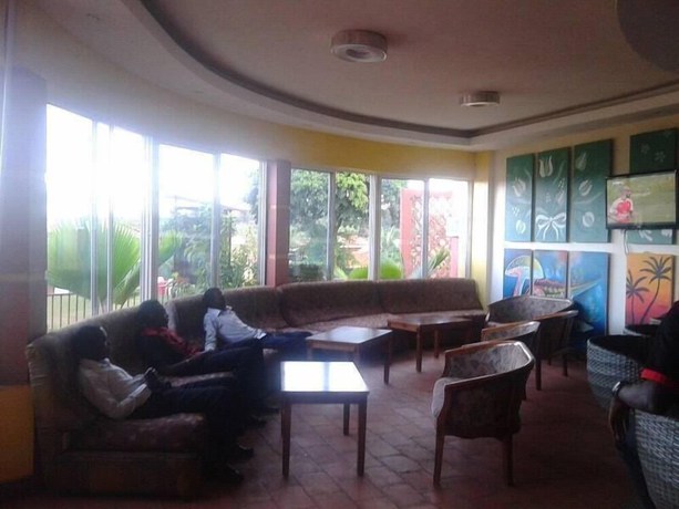 Imagen de los interiores del Hotel Makutano. Foto 20