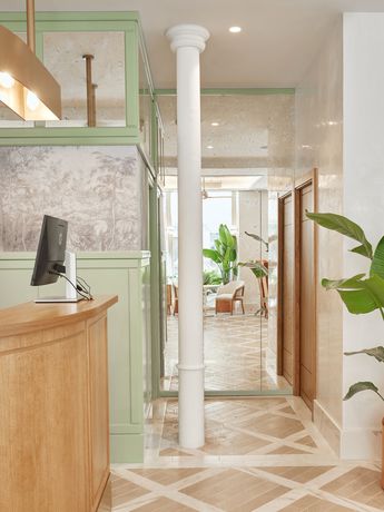 Imagen de los interiores del Hotel Malabar by Petit Palace. Foto 17