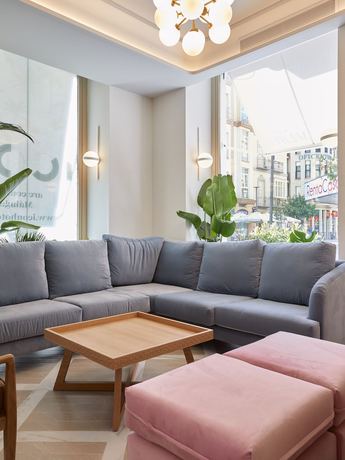 Imagen de los interiores del Hotel Malabar by Petit Palace. Foto 18