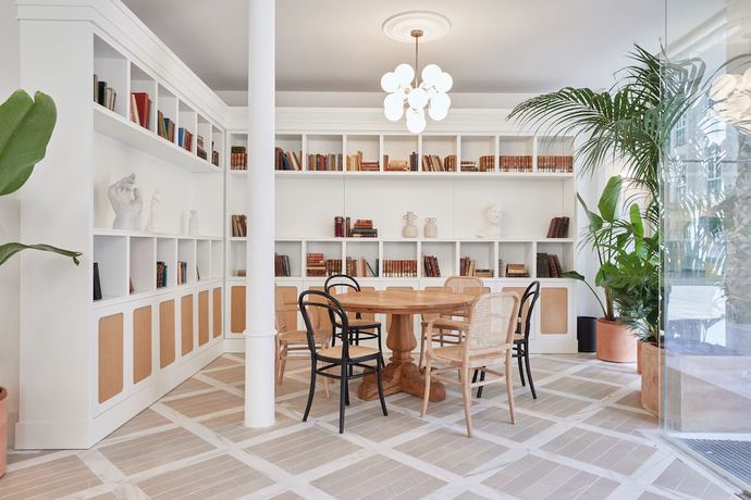 Imagen de los interiores del Hotel Malabar by Petit Palace. Foto 19