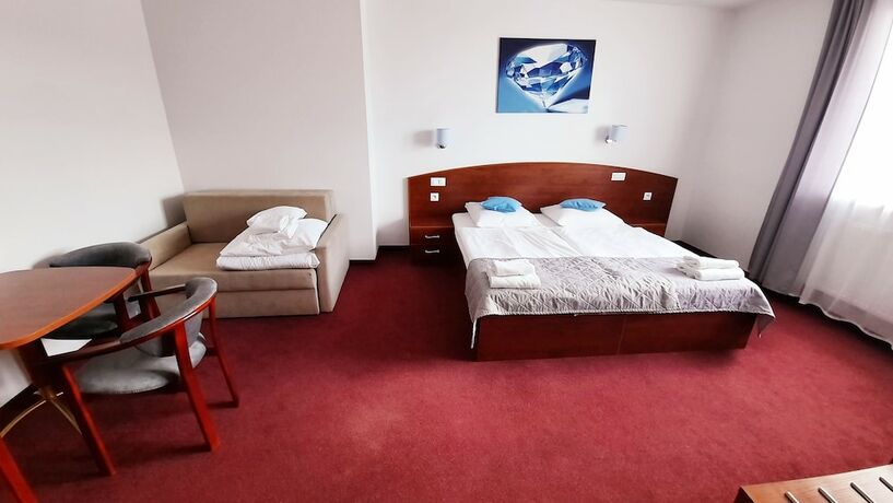 Imagen de la habitación del Hotel Malachit Medical Spa. Foto 29