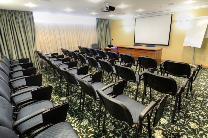 Imagen de los interiores del Hotel Malachite Congress. Foto 9