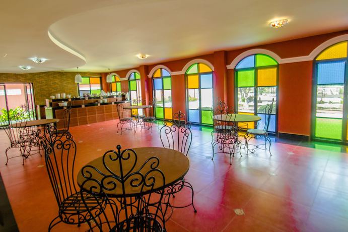 Imagen del bar/restaurante del Hotel Maladee, Uttaradit. Foto 6