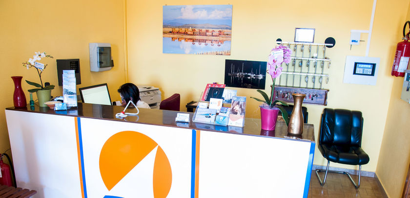 Imagen del bar/restaurante del Hotel Maladroxia. Foto 4