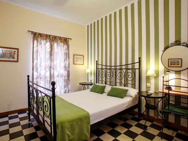 Imagen general del Hotel Malaga Lodge Guesthouse. Foto 7