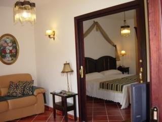 Imagen de la habitación del Hotel Malaga Picasso. Foto 13