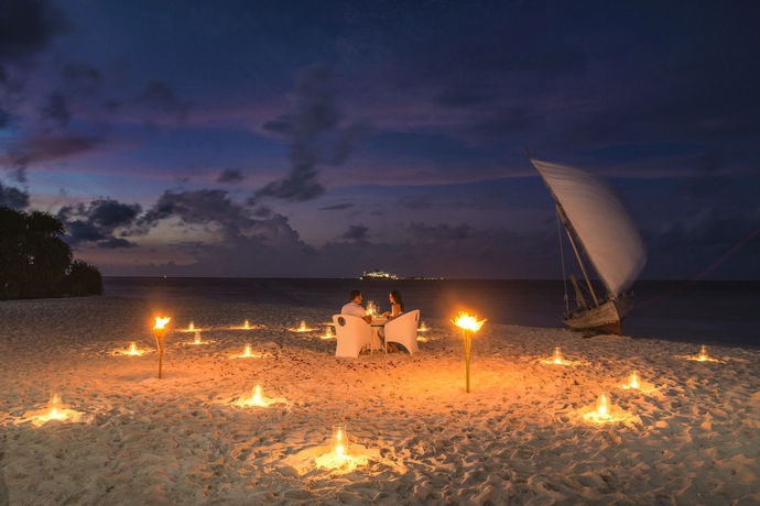 Imagen del bar/restaurante del Hotel Malahini Kuda Bandos Resort. Foto 4