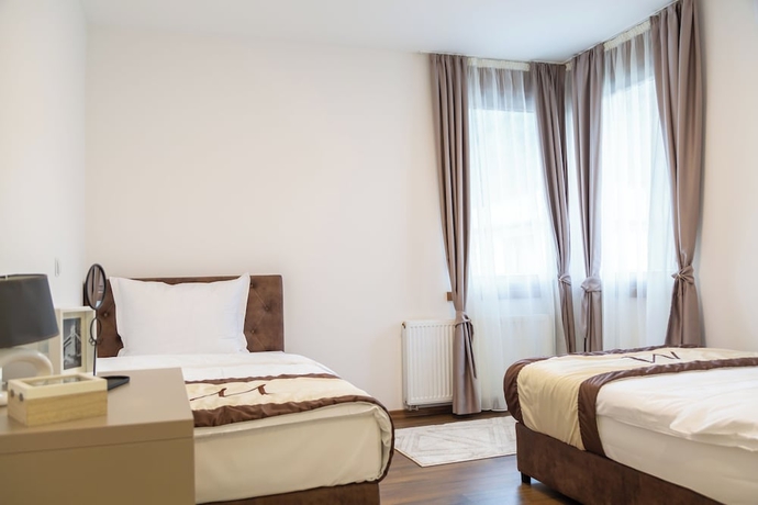 Imagen de la habitación del Hotel Malak Resort. Foto 14