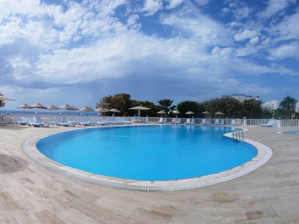 Imagen general del Hotel Malama Beach. Foto 2