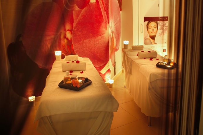 Imagen general del Hotel Malama Beach Holiday Village. Foto 15